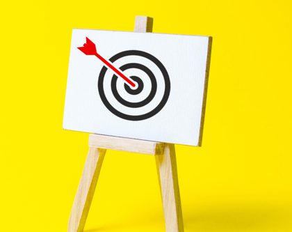 canvas-with-dart-on-target